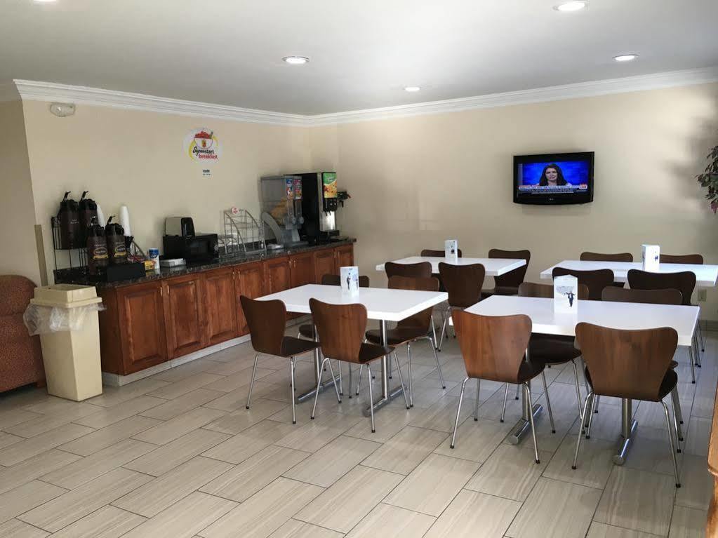 Super 8 By Wyndham Vicksburg Motel Ngoại thất bức ảnh