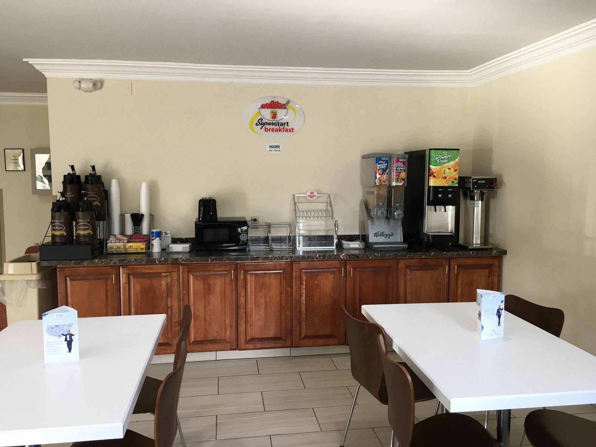 Super 8 By Wyndham Vicksburg Motel Ngoại thất bức ảnh